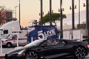 太帅了😻东契奇驾驶爱车布加迪出门！有没有懂的说说价格？